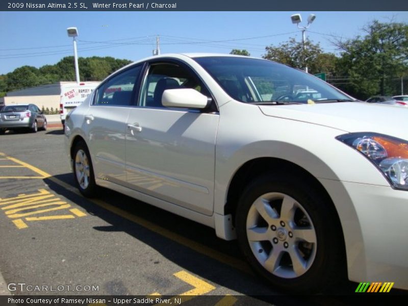 Winter Frost Pearl / Charcoal 2009 Nissan Altima 2.5 SL