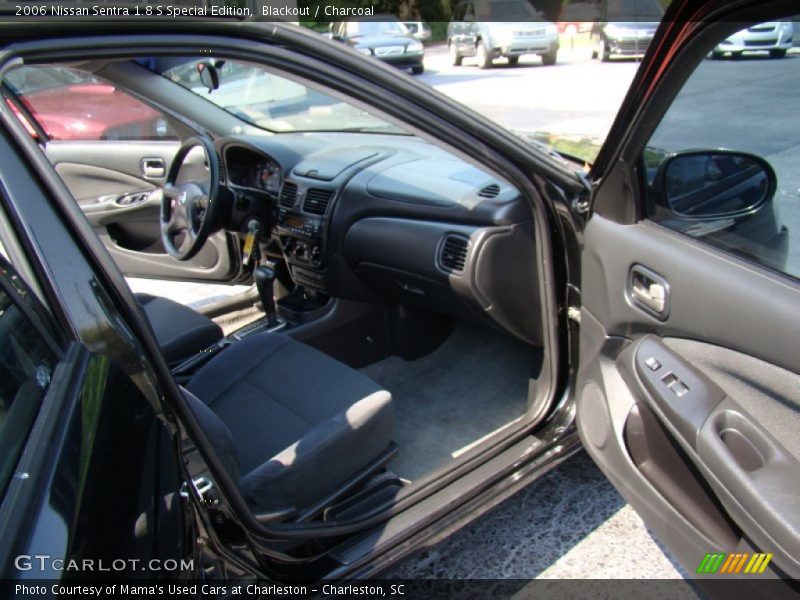 Blackout / Charcoal 2006 Nissan Sentra 1.8 S Special Edition