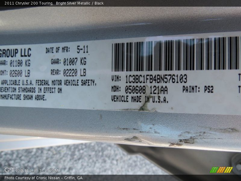 Bright Silver Metallic / Black 2011 Chrysler 200 Touring