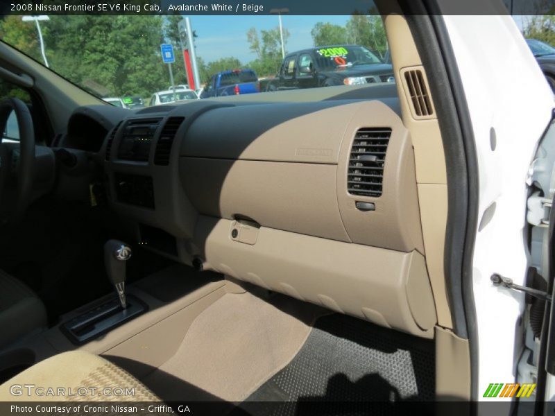 Avalanche White / Beige 2008 Nissan Frontier SE V6 King Cab
