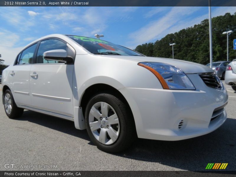 Aspen White / Charcoal 2012 Nissan Sentra 2.0