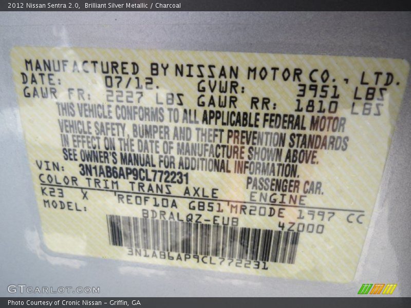 Brilliant Silver Metallic / Charcoal 2012 Nissan Sentra 2.0