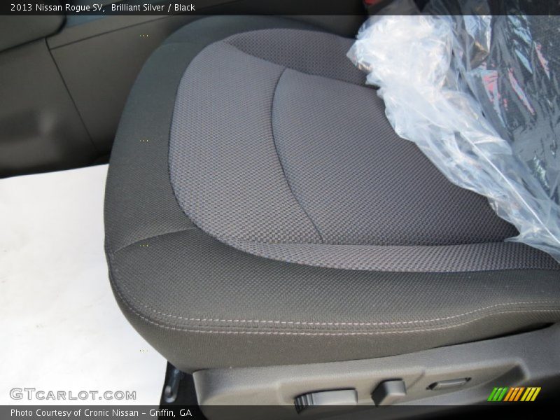Brilliant Silver / Black 2013 Nissan Rogue SV