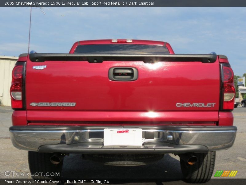 Sport Red Metallic / Dark Charcoal 2005 Chevrolet Silverado 1500 LS Regular Cab