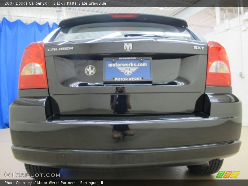 Black / Pastel Slate Gray/Blue 2007 Dodge Caliber SXT