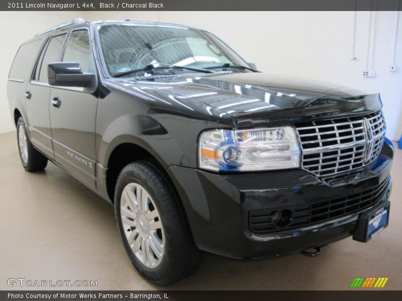 Black / Charcoal Black 2011 Lincoln Navigator L 4x4