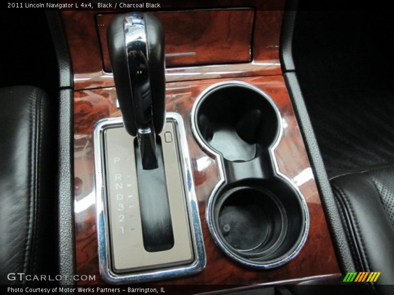 Black / Charcoal Black 2011 Lincoln Navigator L 4x4