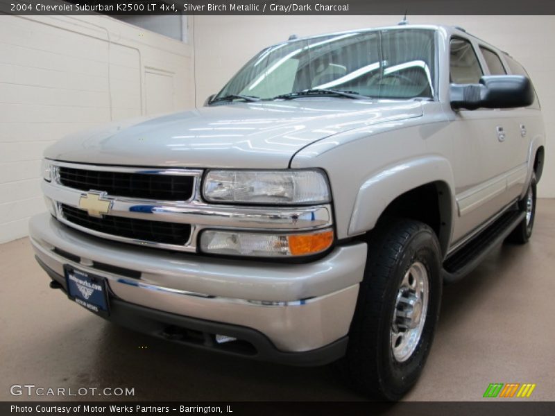 Silver Birch Metallic / Gray/Dark Charcoal 2004 Chevrolet Suburban K2500 LT 4x4