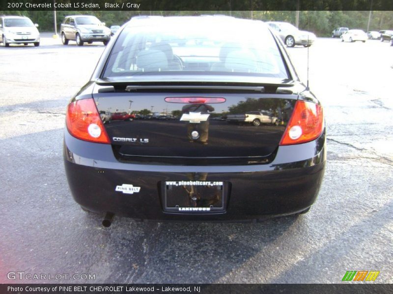 Black / Gray 2007 Chevrolet Cobalt LS Sedan