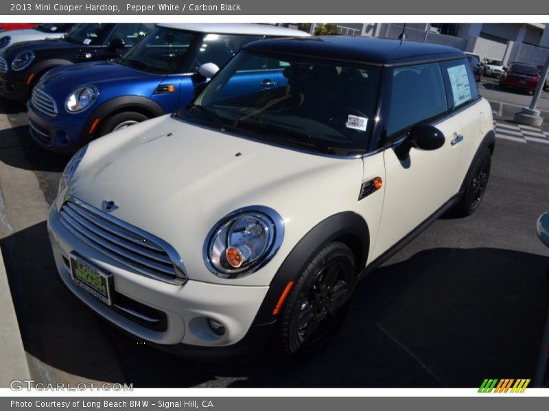 Pepper White / Carbon Black 2013 Mini Cooper Hardtop