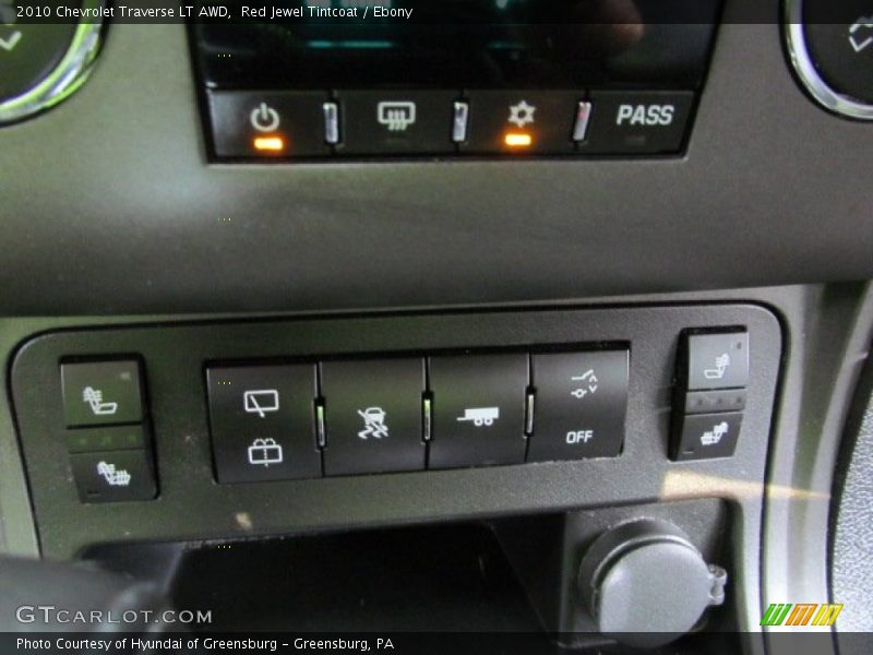 Red Jewel Tintcoat / Ebony 2010 Chevrolet Traverse LT AWD