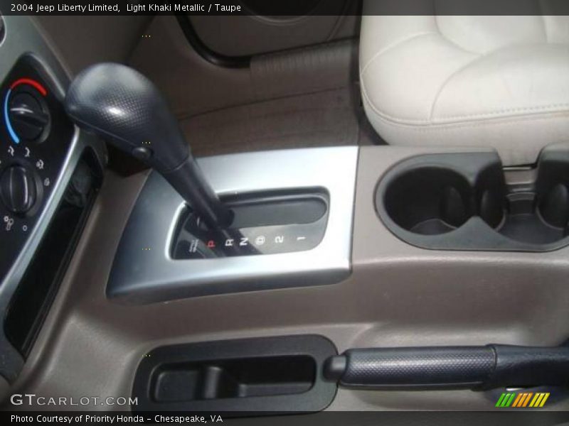 Light Khaki Metallic / Taupe 2004 Jeep Liberty Limited