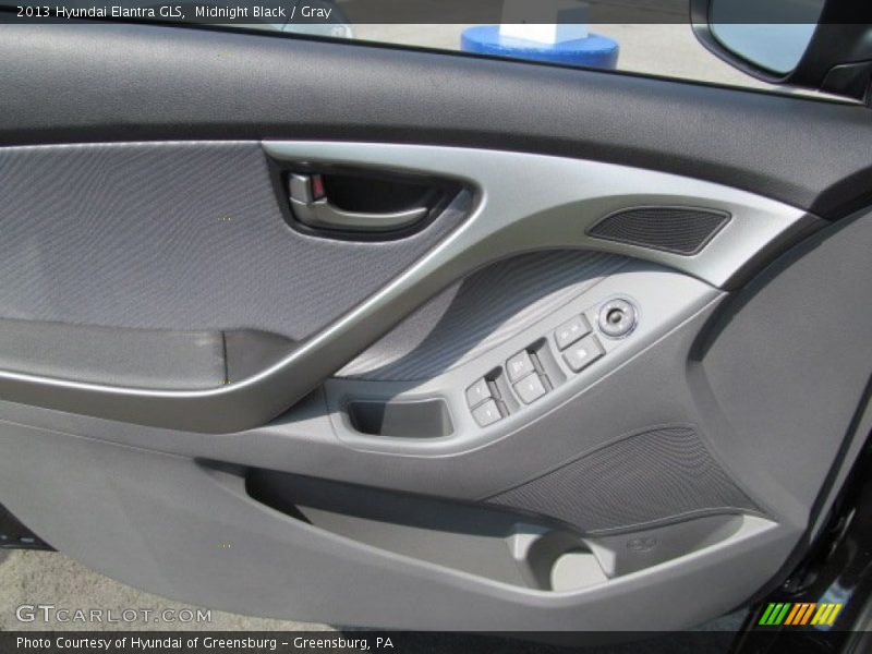 Midnight Black / Gray 2013 Hyundai Elantra GLS