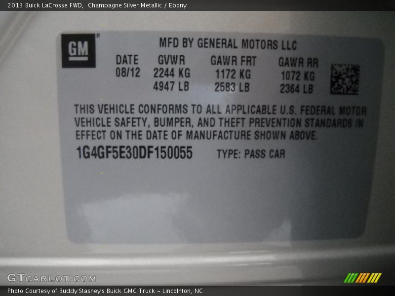 Champagne Silver Metallic / Ebony 2013 Buick LaCrosse FWD