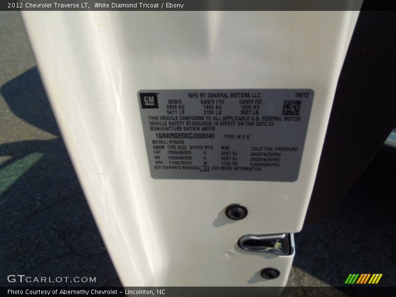 White Diamond Tricoat / Ebony 2012 Chevrolet Traverse LT