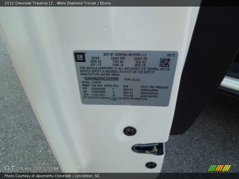 White Diamond Tricoat / Ebony 2012 Chevrolet Traverse LT