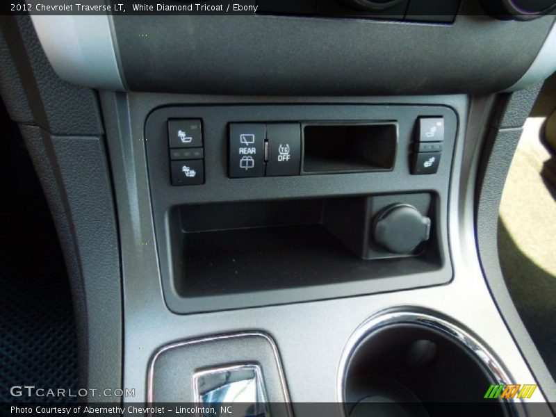White Diamond Tricoat / Ebony 2012 Chevrolet Traverse LT