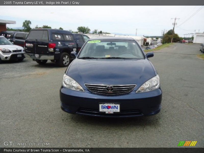 Indigo Ink Pearl / Gray 2005 Toyota Camry LE V6