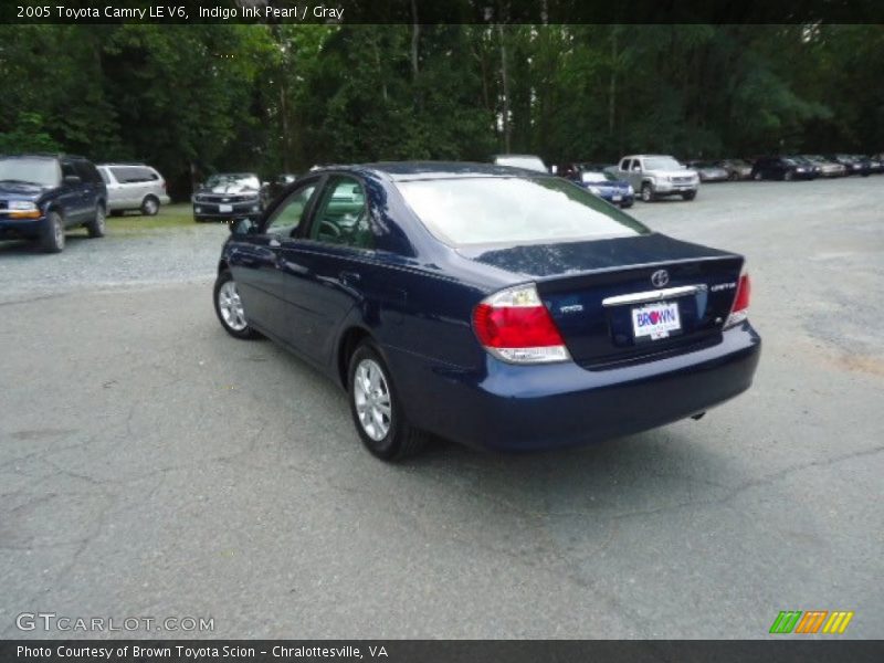 Indigo Ink Pearl / Gray 2005 Toyota Camry LE V6