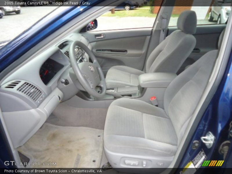 Indigo Ink Pearl / Gray 2005 Toyota Camry LE V6