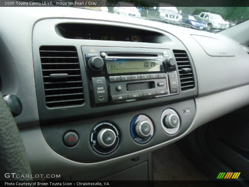 Indigo Ink Pearl / Gray 2005 Toyota Camry LE V6
