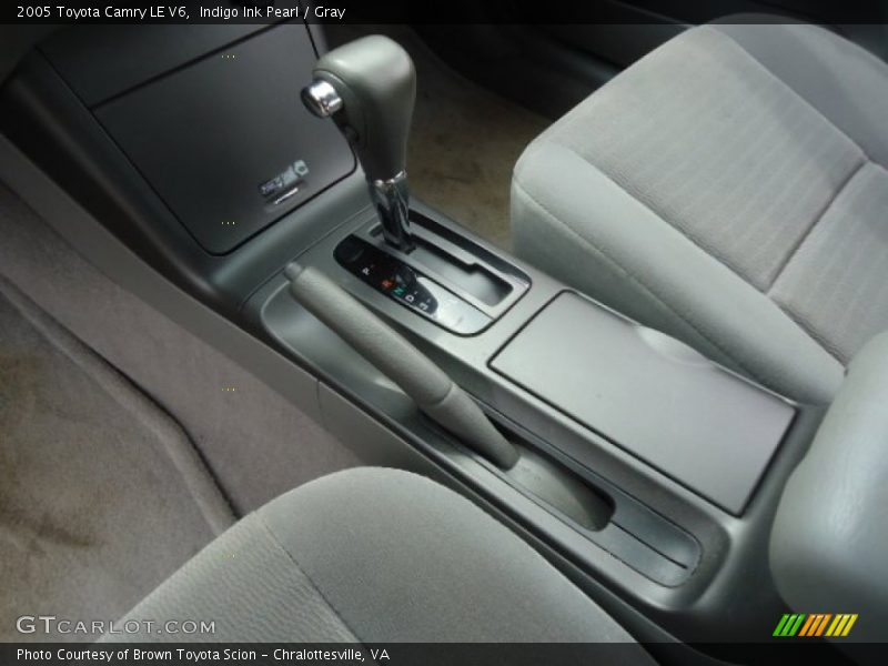 Indigo Ink Pearl / Gray 2005 Toyota Camry LE V6