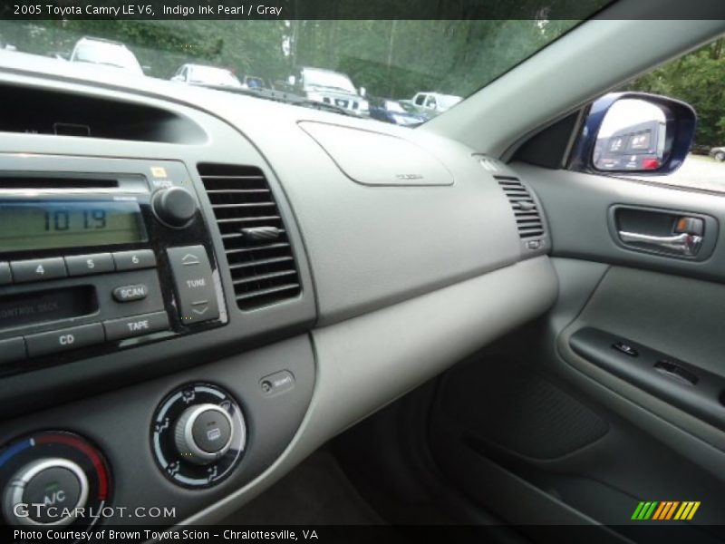 Indigo Ink Pearl / Gray 2005 Toyota Camry LE V6