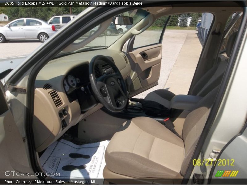 Gold Ash Metallic / Medium/Dark Pebble Beige 2005 Ford Escape XLS 4WD