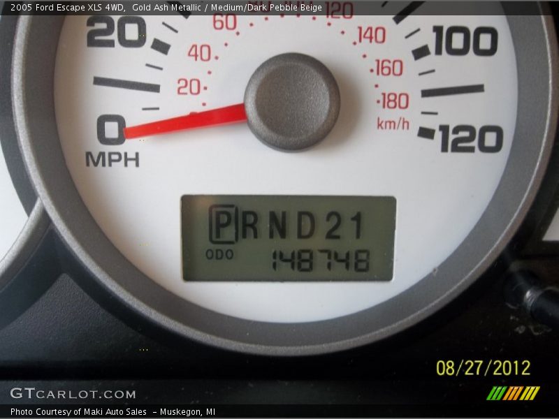 Gold Ash Metallic / Medium/Dark Pebble Beige 2005 Ford Escape XLS 4WD