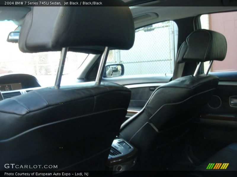 Jet Black / Black/Black 2004 BMW 7 Series 745Li Sedan