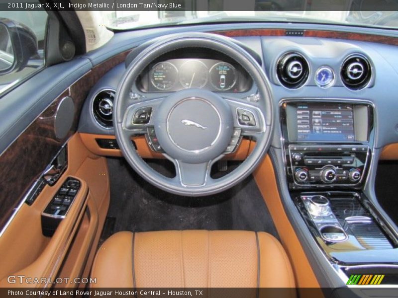 Dashboard of 2011 XJ XJL