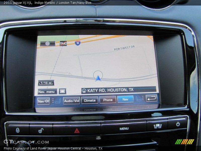 Navigation of 2011 XJ XJL