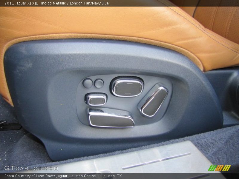Controls of 2011 XJ XJL
