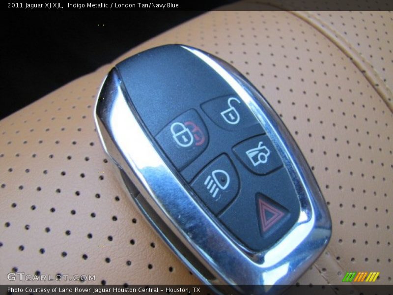 Keys of 2011 XJ XJL