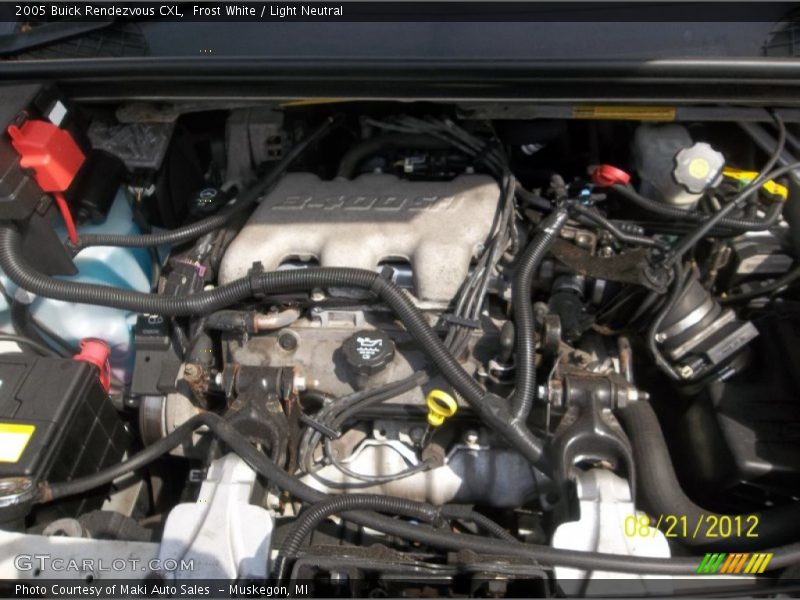 Frost White / Light Neutral 2005 Buick Rendezvous CXL
