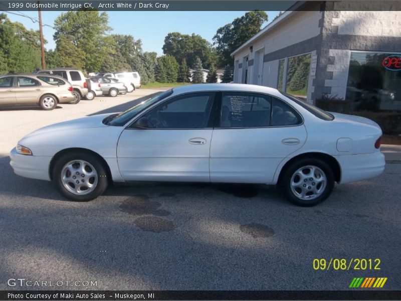 Arctic White / Dark Gray 1999 Oldsmobile Intrigue GX