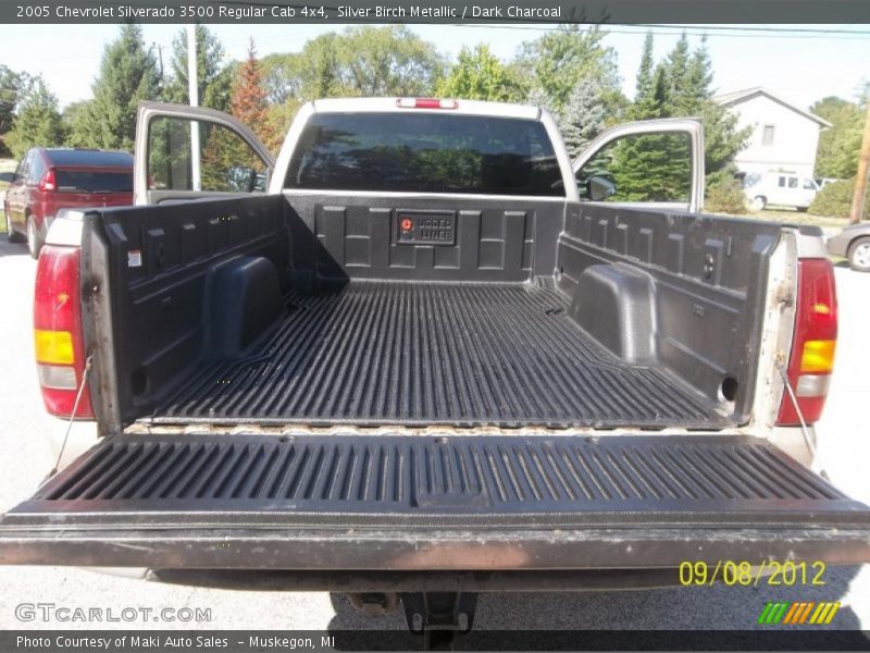 Silver Birch Metallic / Dark Charcoal 2005 Chevrolet Silverado 3500 Regular Cab 4x4
