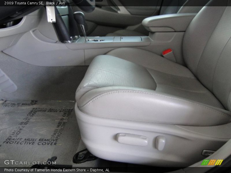 Front Seat of 2009 Camry SE
