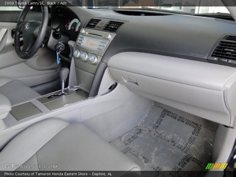 Dashboard of 2009 Camry SE