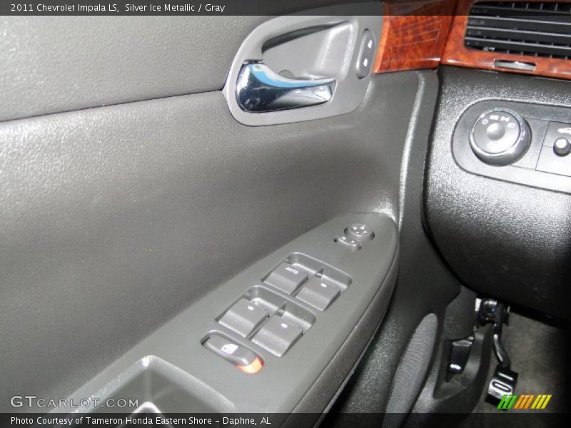 Silver Ice Metallic / Gray 2011 Chevrolet Impala LS