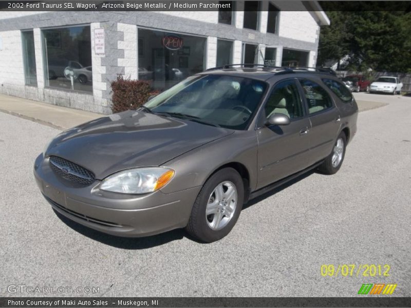 Arizona Beige Metallic / Medium Parchment 2002 Ford Taurus SEL Wagon