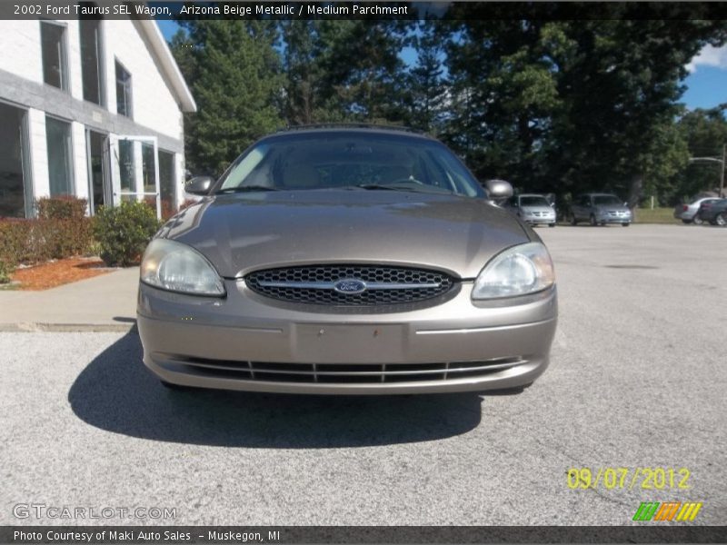 Arizona Beige Metallic / Medium Parchment 2002 Ford Taurus SEL Wagon