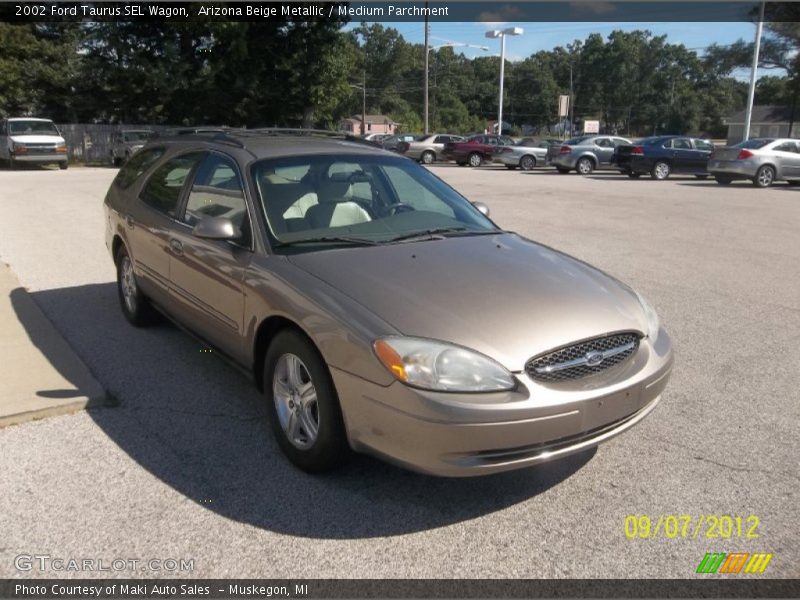 Arizona Beige Metallic / Medium Parchment 2002 Ford Taurus SEL Wagon