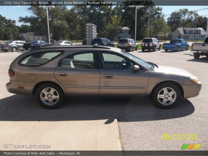 Arizona Beige Metallic / Medium Parchment 2002 Ford Taurus SEL Wagon