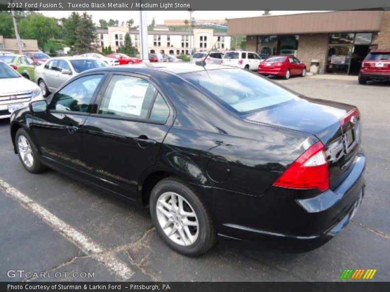 Tuxedo Black Metallic / Medium Light Stone 2012 Ford Fusion S