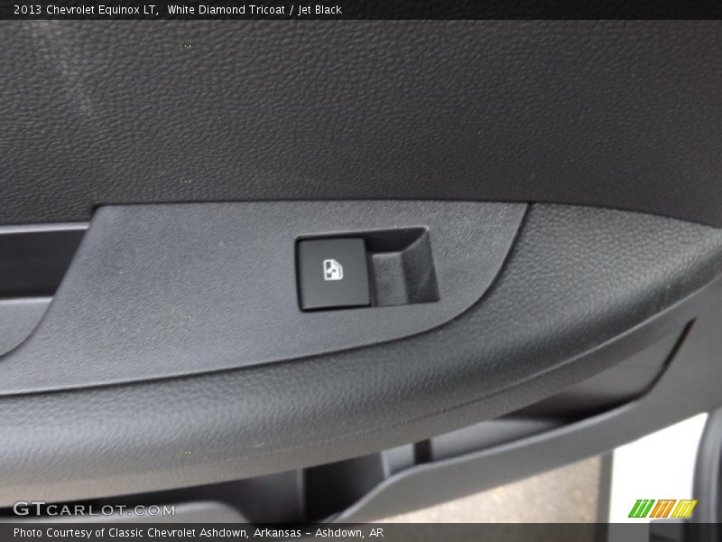 White Diamond Tricoat / Jet Black 2013 Chevrolet Equinox LT