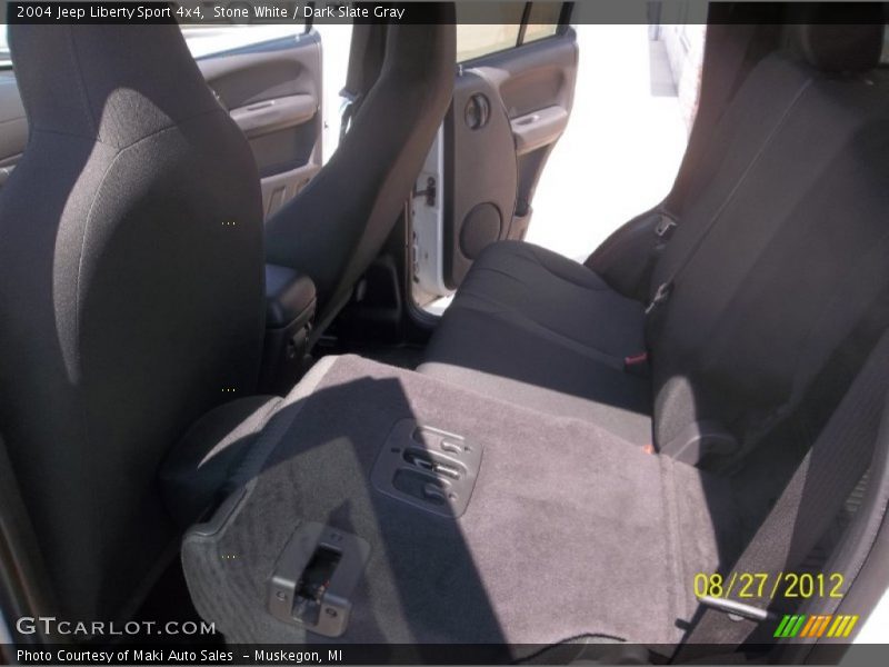 Stone White / Dark Slate Gray 2004 Jeep Liberty Sport 4x4