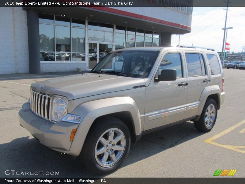 Light Sandstone Pearl / Dark Slate Gray 2010 Jeep Liberty Limited 4x4