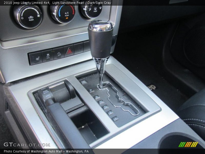 Light Sandstone Pearl / Dark Slate Gray 2010 Jeep Liberty Limited 4x4