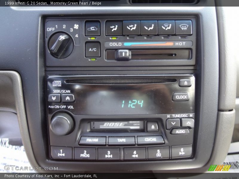 Monterey Green Pearl / Beige 1999 Infiniti G 20 Sedan